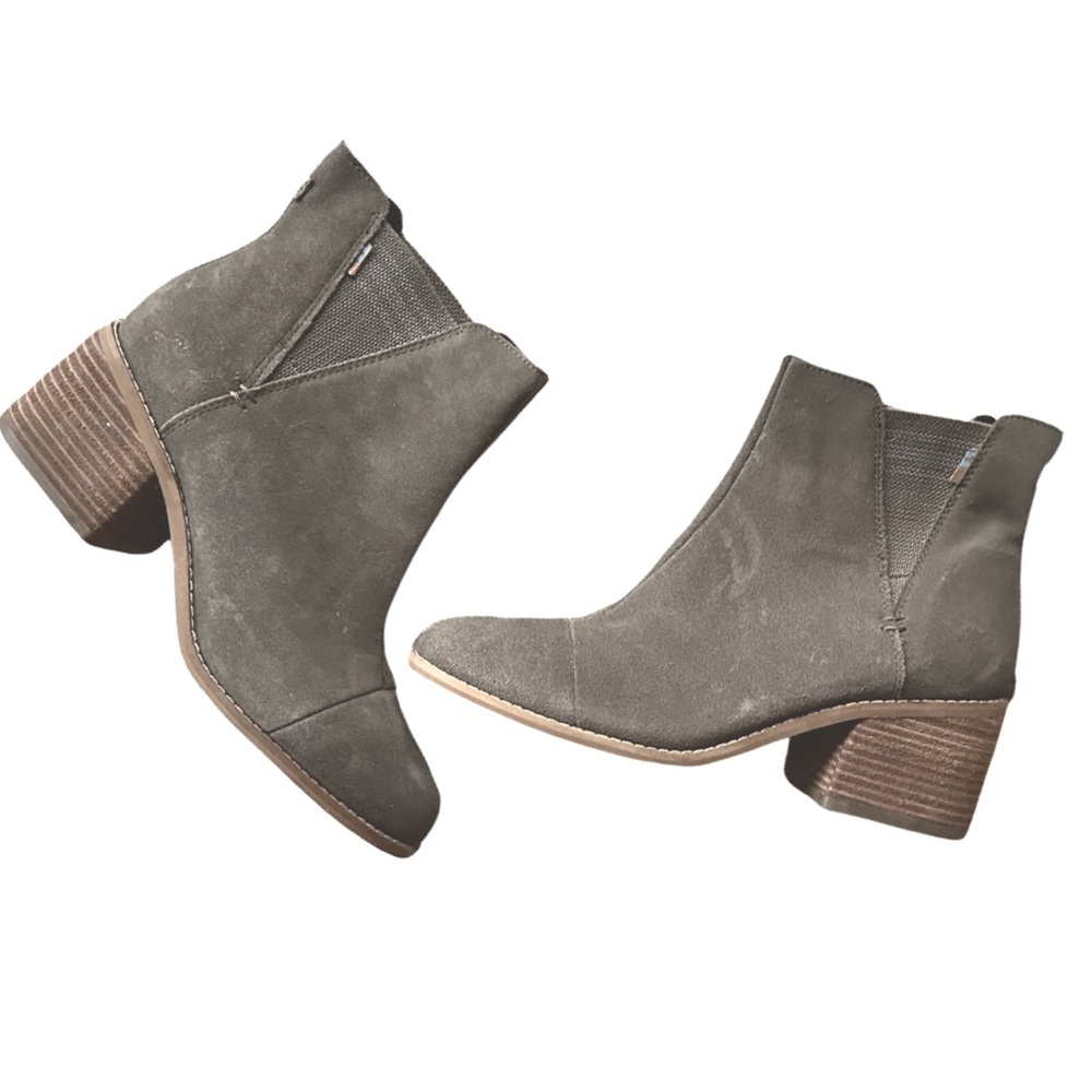 Toms Chelsea Everly Dark Gray Booties Suede Leather SZ 7.5